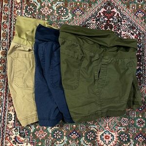 GAP Women's maternity Shorts - Olive, Navy, Khaki